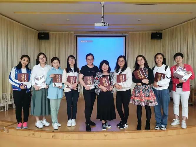 魅力王晨霞医师&赖翠莞老师转李凌分享:掌纹,研究一生变化中的"规律"